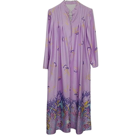 Unbranded Other - Vintage 1970s Floral Print Robe House Dress Zip Front Medium Purple Border Print